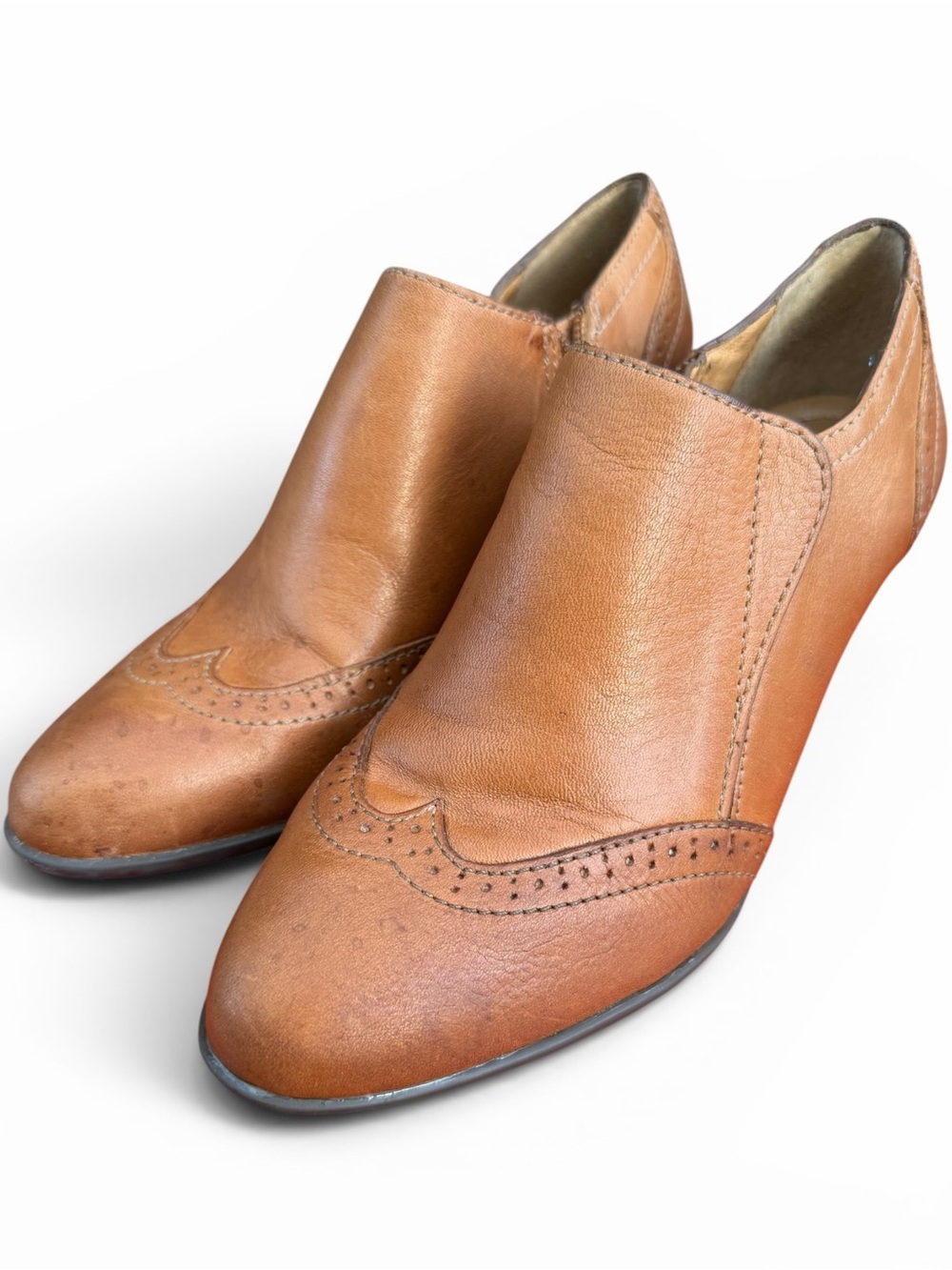 Nurture‎ Haddie Brown Leather Shootie Booties Wingtip Heels Size 7M